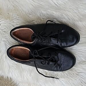 Vionic Lindsey Soft Nubuck Shoes Lace Up Sneakers Women 8 Black